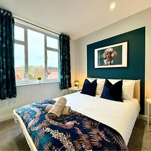 Ground Floor - Near The - 3 Bedroom - New - Apartment